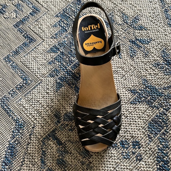 Swedish Hasbeens Black Braided Sky High Peep toe Wooden Stapled Clogs/Sandals - Picture 11 of 16